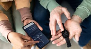 Tracqueur: The Ultimate Smart Tracker to Keep Your Belongings Safe Tracqueur
